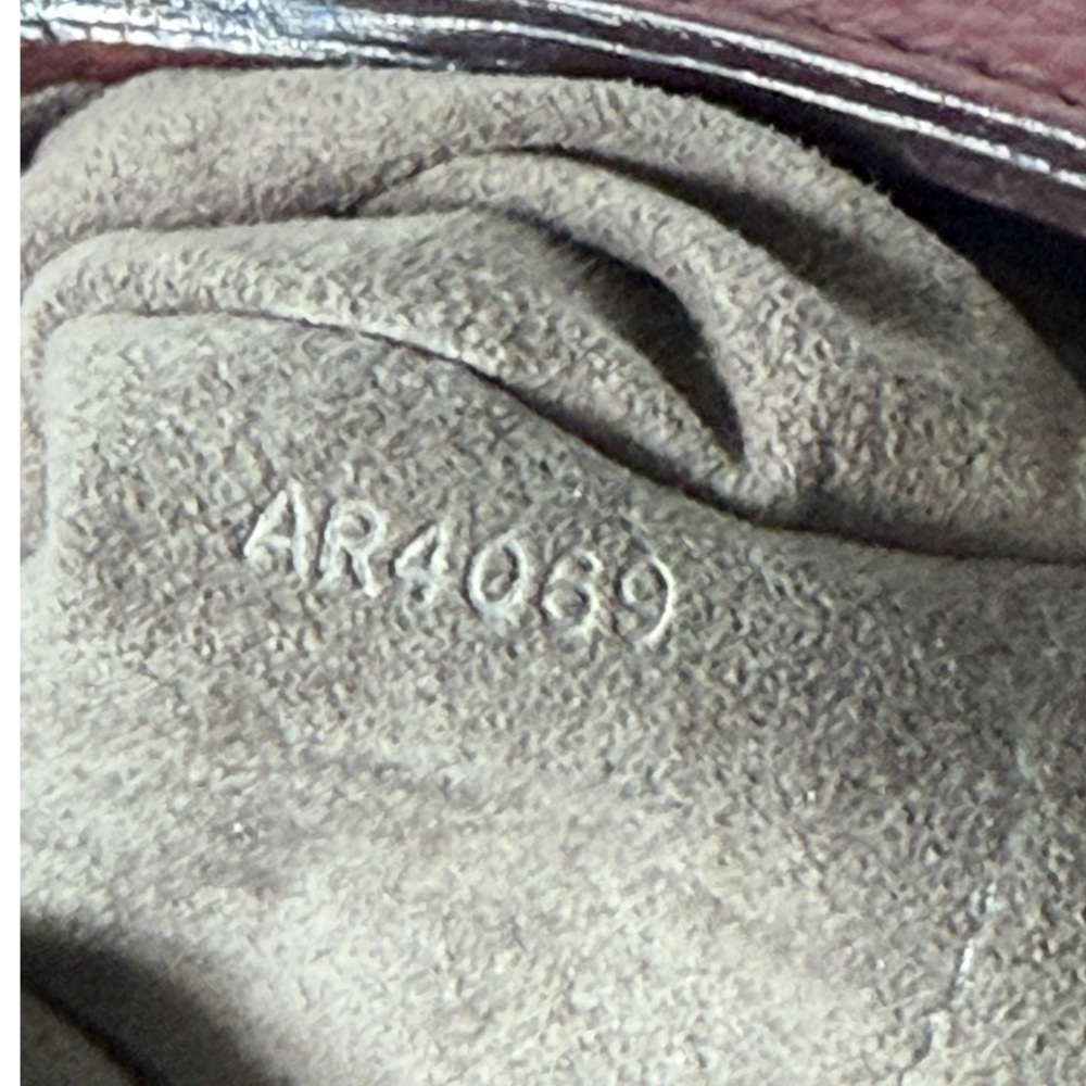 Authentic Louis Vuitton Mahina Solar PM Bag - Picture 10 of 12